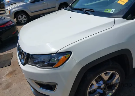 2020 Jeep Compass Limited 4X4 из США, поврежденный, VIN 3C4NJDCB5LT118852